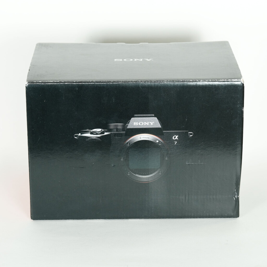 SONY α7 IV(ILCE-7M4) SONY α7 IV(ILCE-7M4)