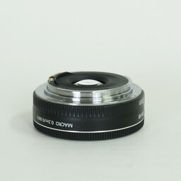 Canon EF40mm F2.8 STM