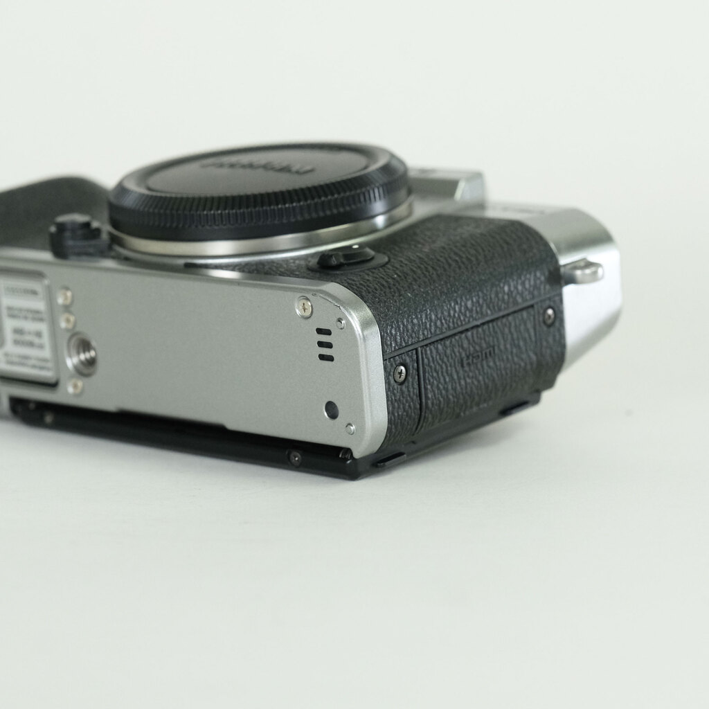 FUJIFILM X-T30 FUJIFILM X-T30