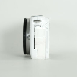 Canon EOS M10 ボディ ホワイト