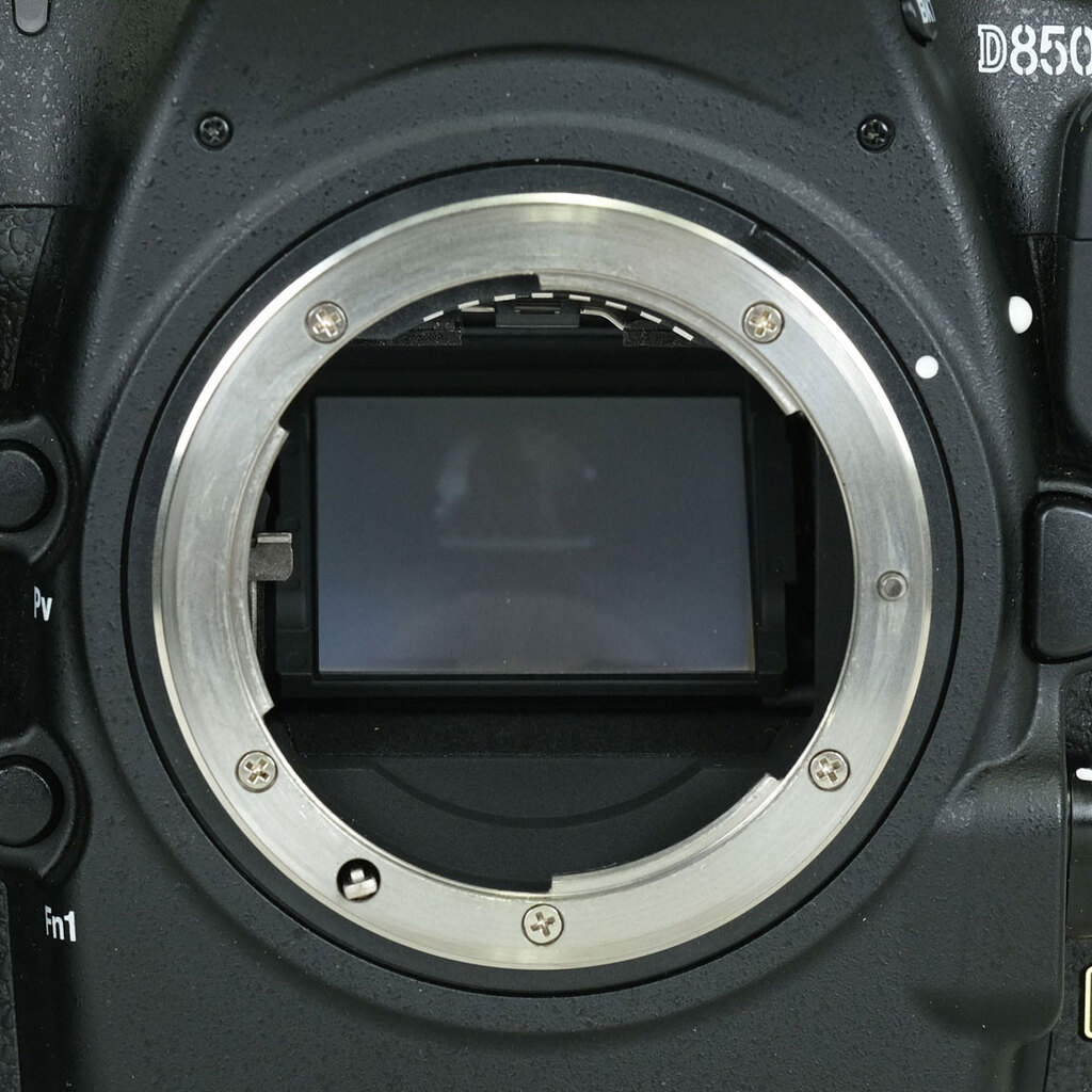Nikon D850
