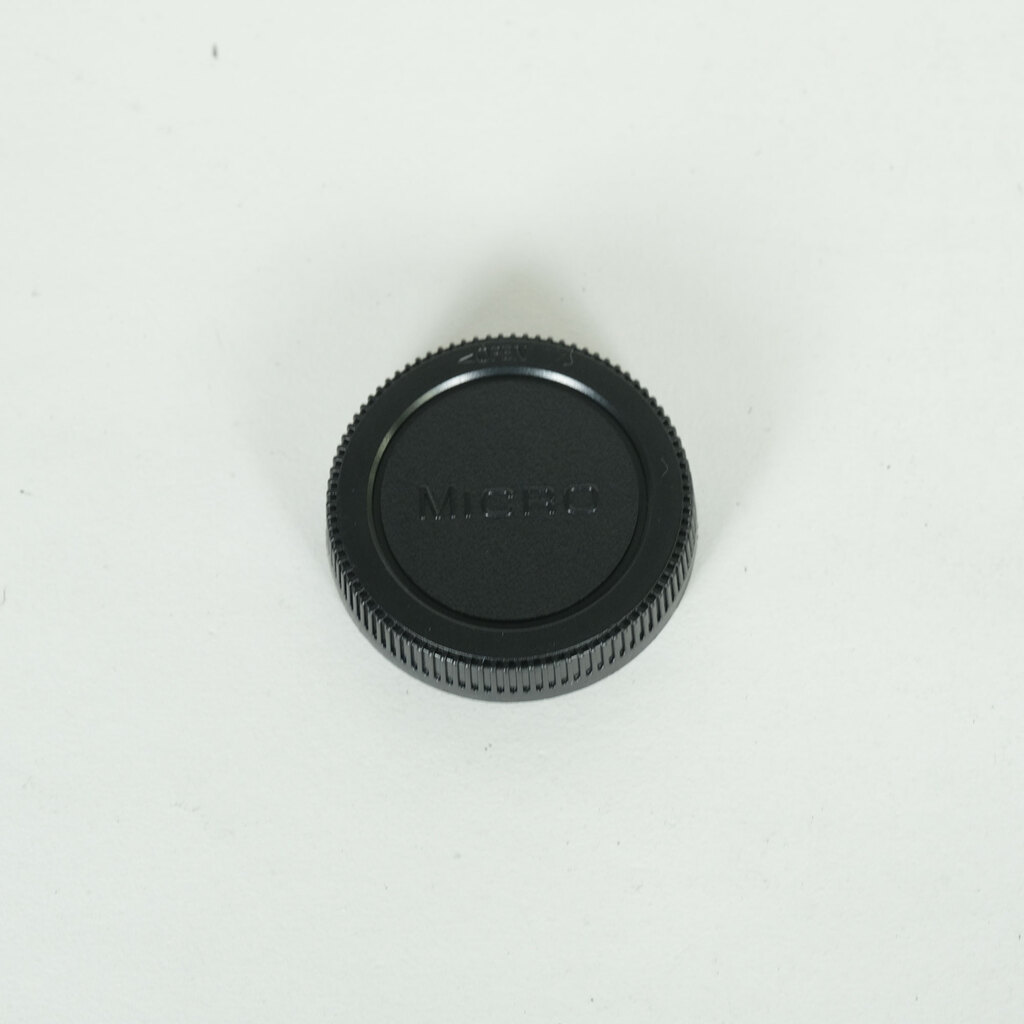 OLYMPUS M.ZUIKO ED75-300mm F4.8-6.7 シルバー