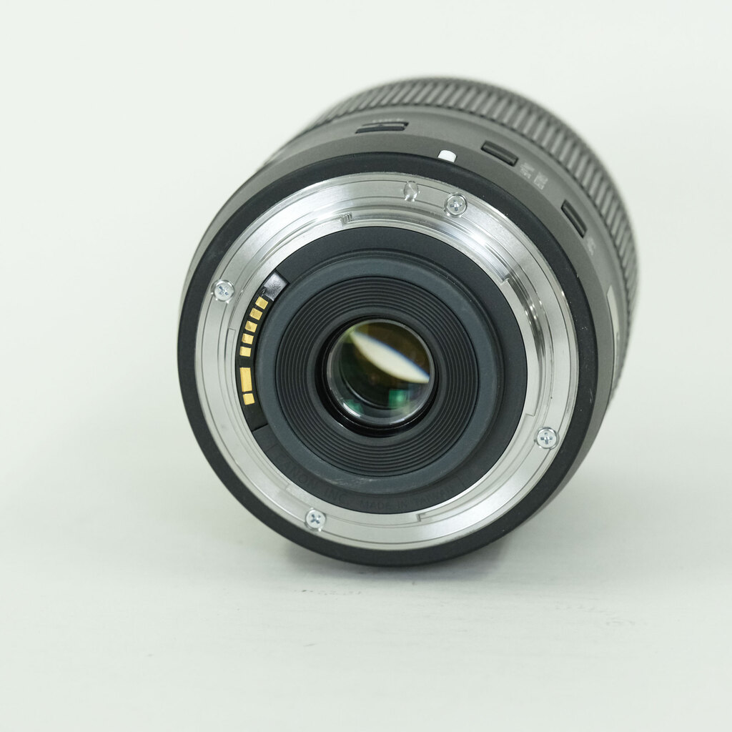 Canon EF-S18-135mm F3.5-5.6 IS USM