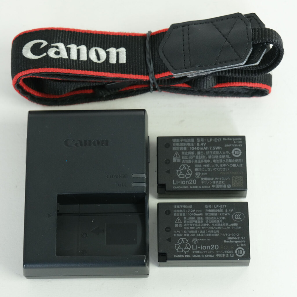 Canon EOS R10 Canon EOS R10