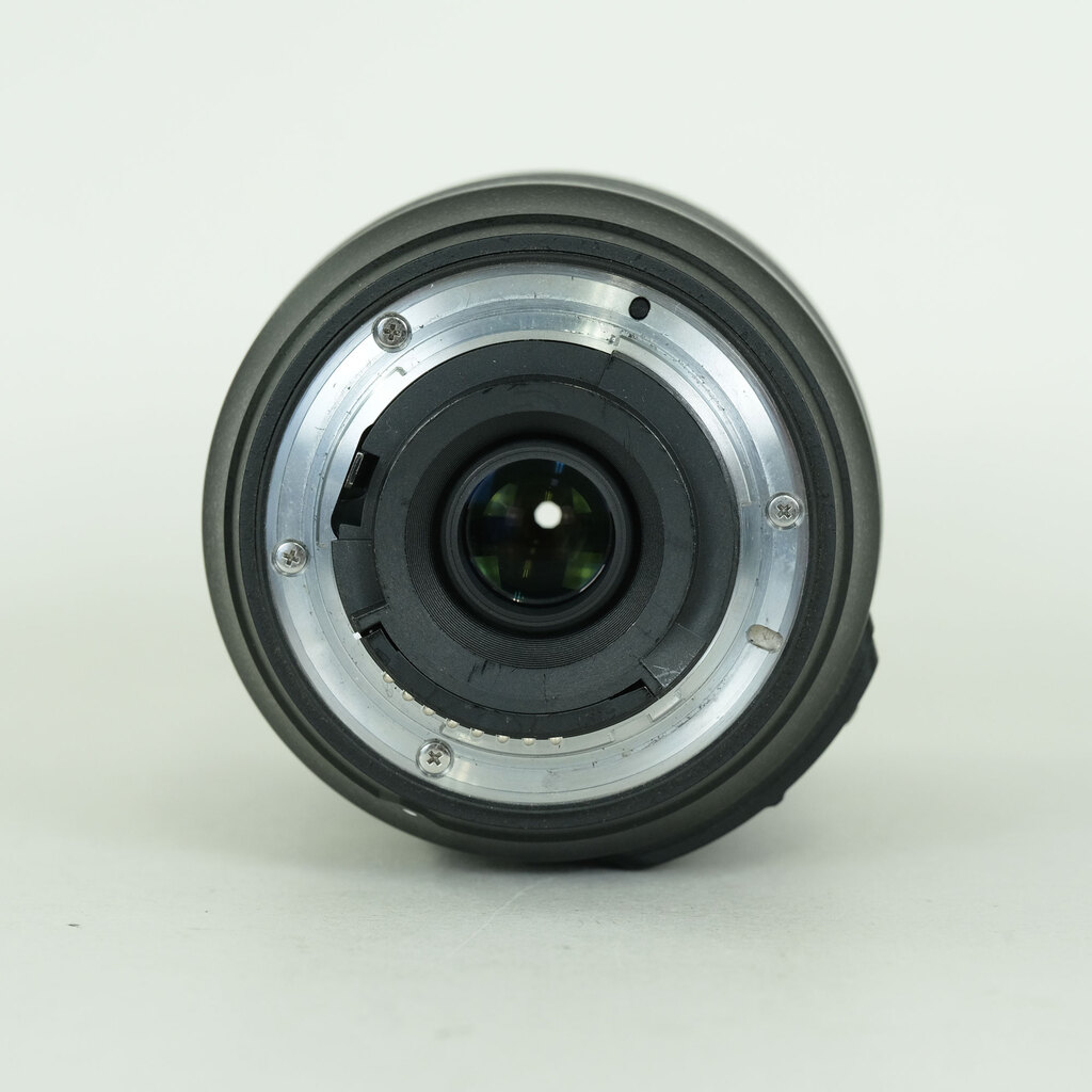 Nikon AF-S DX NIKKOR 55-300mm F4.5-5.6G ED VR Nikon AF-S DX NIKKOR 55-300mm F4.5-5.6G ED VR