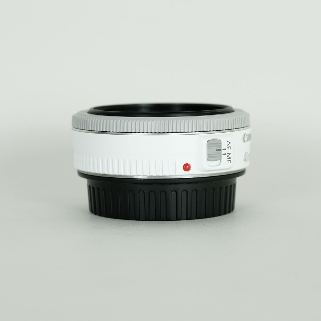 Canon EF40mm F2.8 STM ホワイト