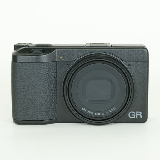 RICOH GR III