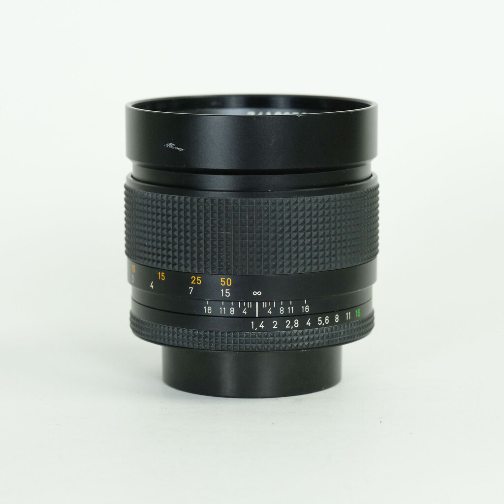 Carl Zeiss Planar T* 85mm F1.4