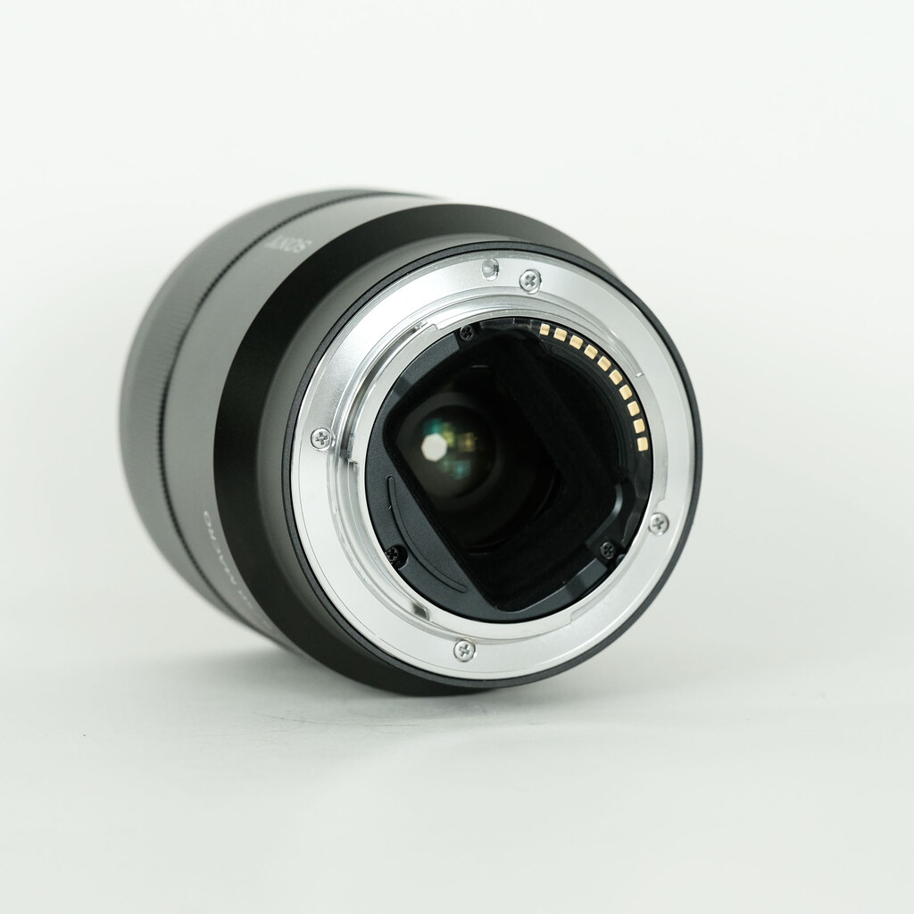 SONY FE 50mm F2.8 Macro SEL50M28