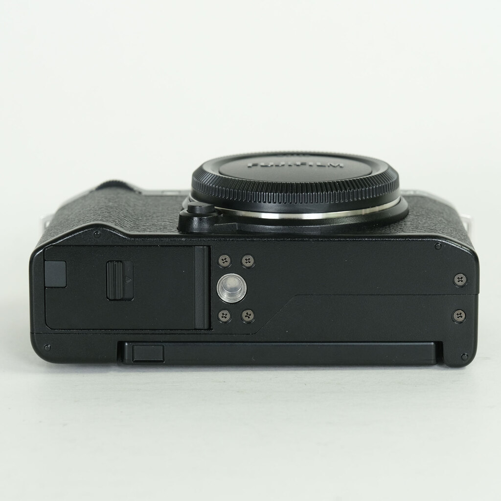 FUJIFILM X-M5 FUJIFILM X-M5
