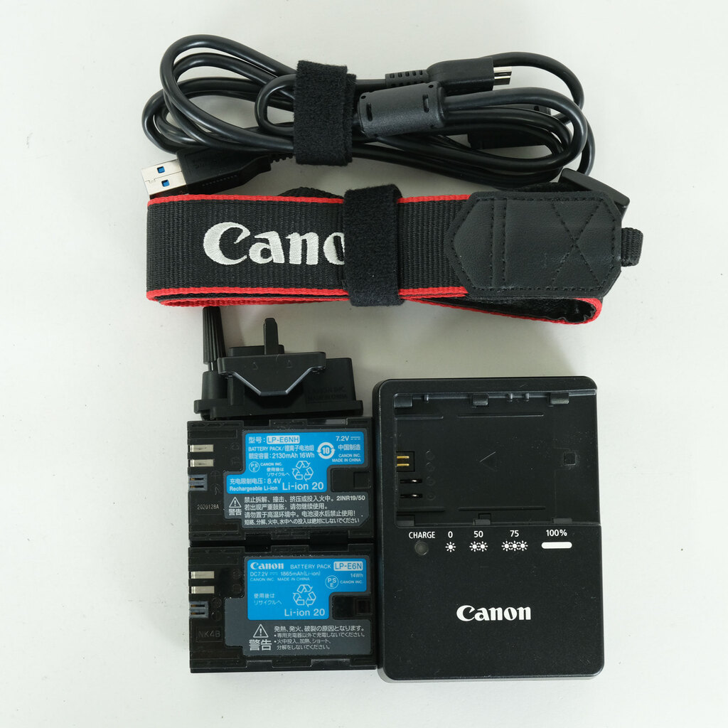 Canon EOS R5 Canon EOS R5