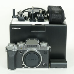 FUJIFILM X-T5