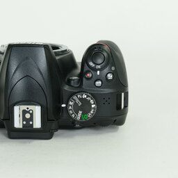 Nikon D3400