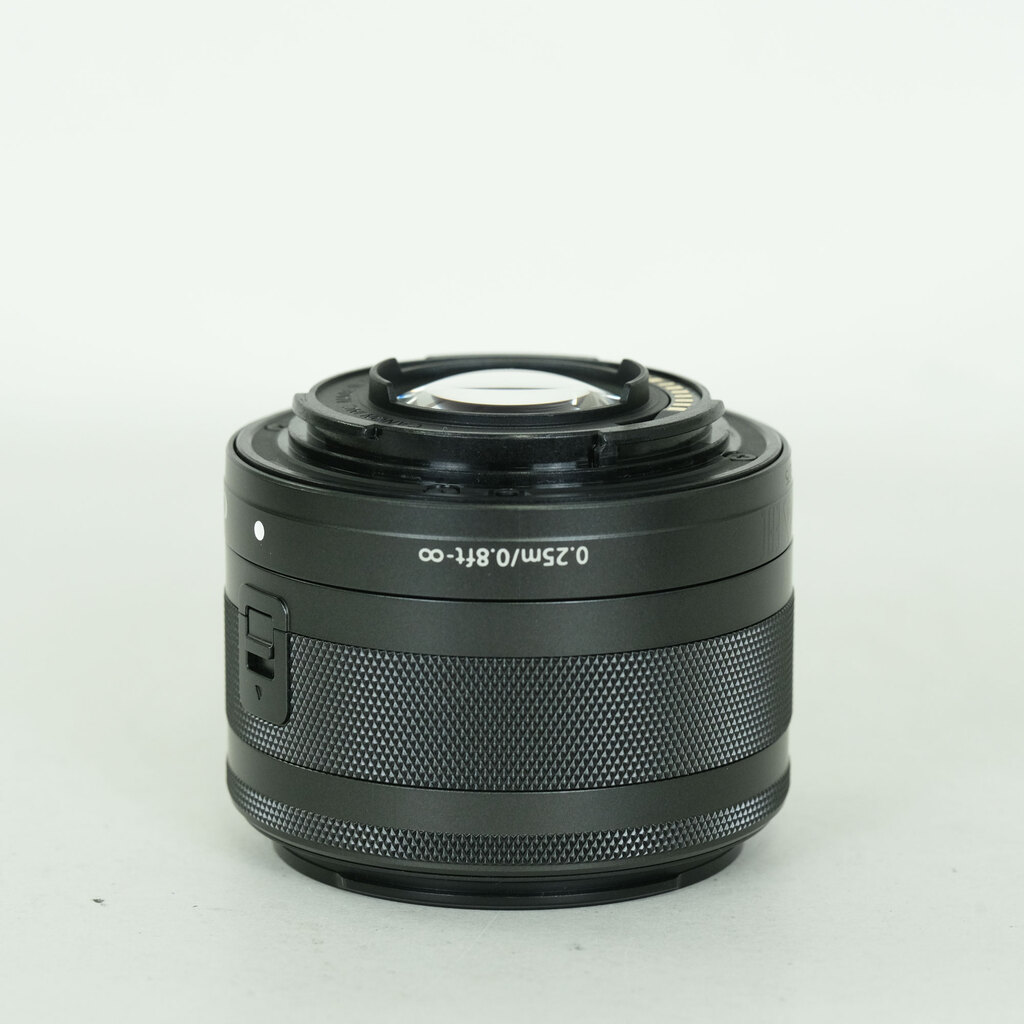 Canon EF-M15-45mm F3.5-6.3 IS STM