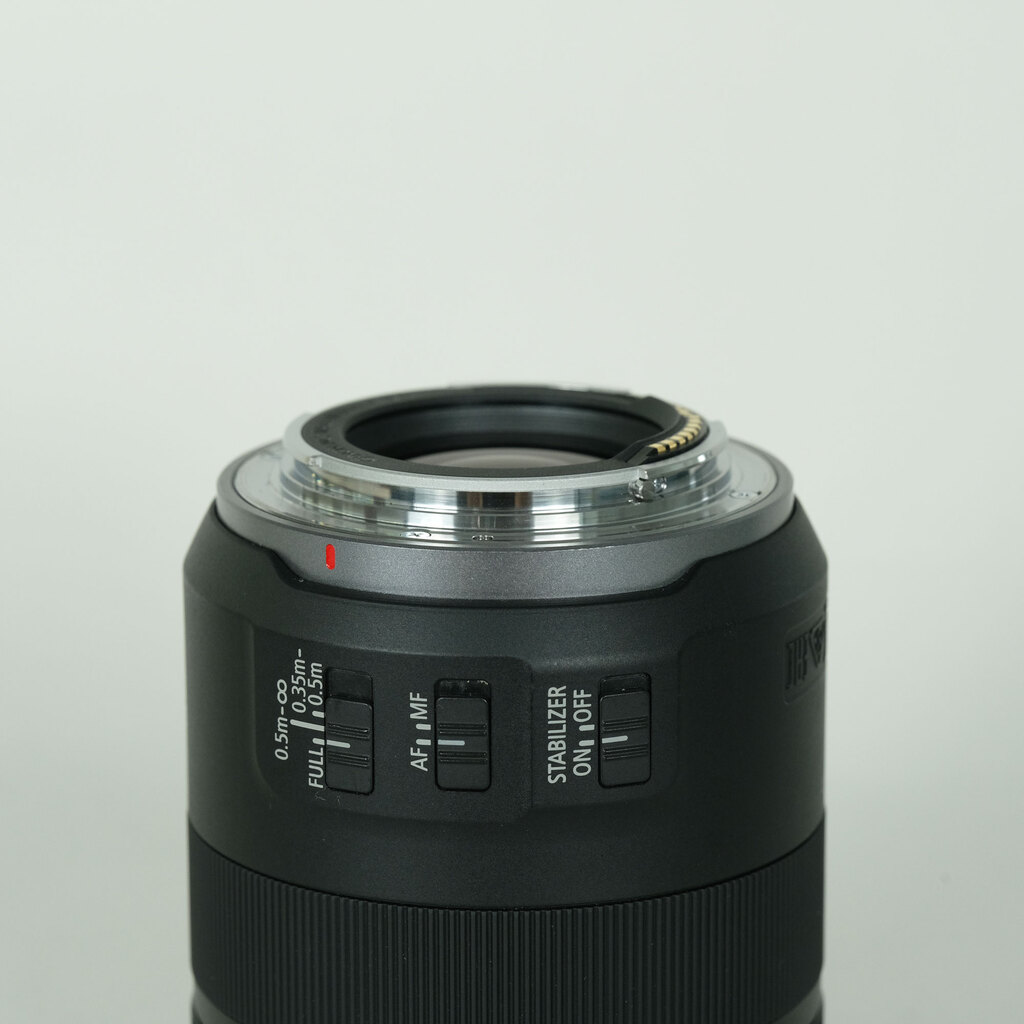 Canon RF85mm F2 MACRO IS STMの出品 | ONE SCENE（ワンシーン）