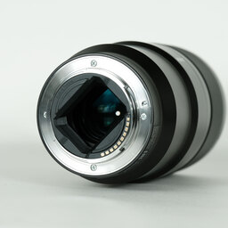 SONY FE 90mm F2.8 Macro G OSS SEL90M28G