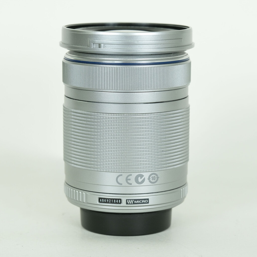 OLYMPUS M.ZUIKO DIGITAL ED 40-150mm F4.0-5.6 R