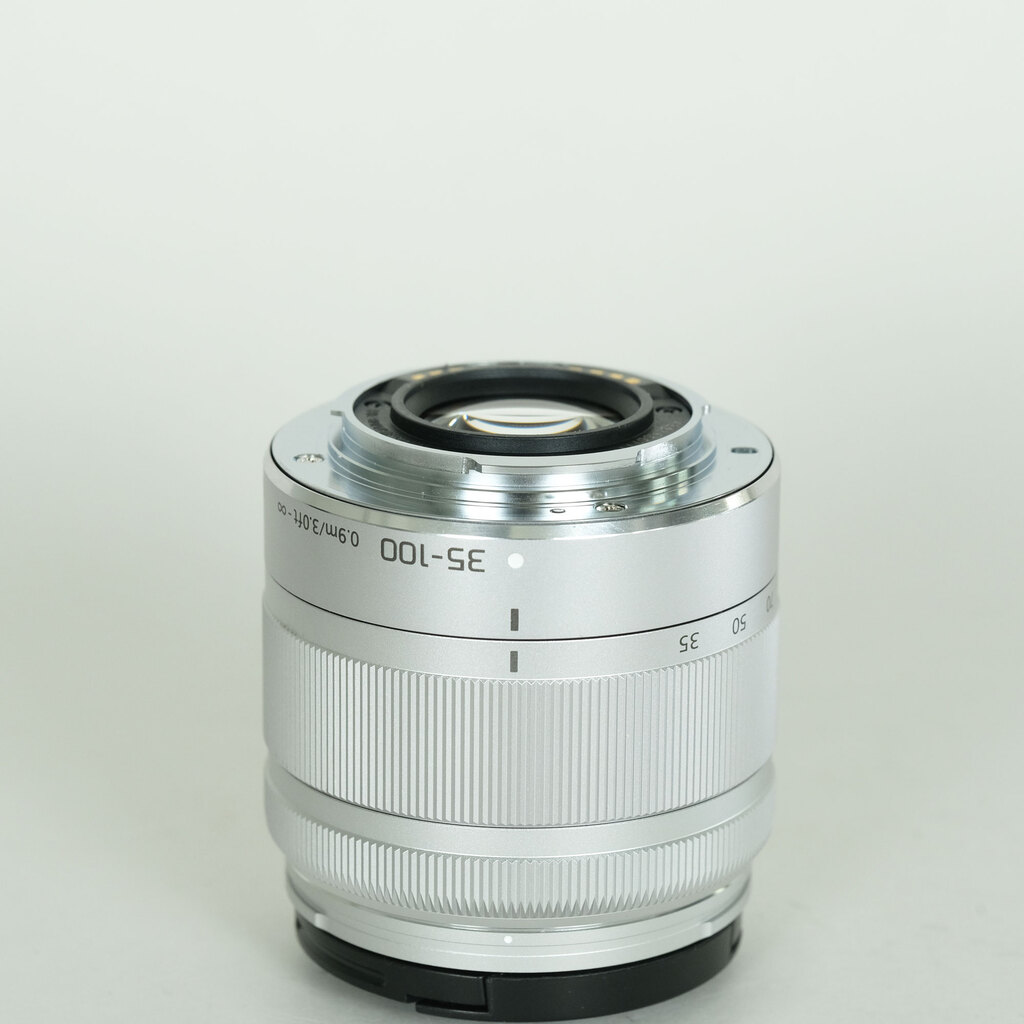 Panasonic LUMIX G VARIO 35-100mm / F4.0-5.6 ASPH. / MEGA O.I.S.