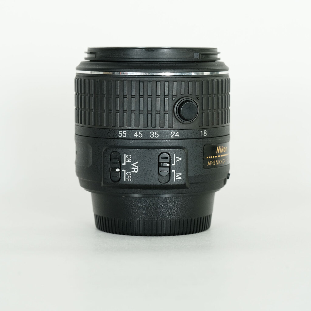 Nikon AF-S DX NIKKOR 18-55mm f3.5-5.6G VR II