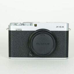 FUJIFILM X-E4
