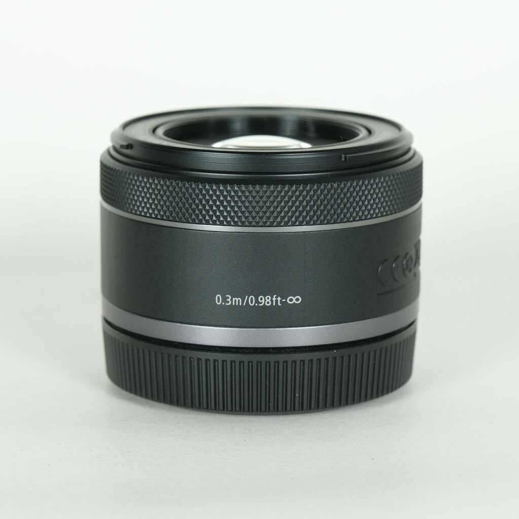 Canon RF50mm F1.8 STM Canon RF50mm F1.8 STM