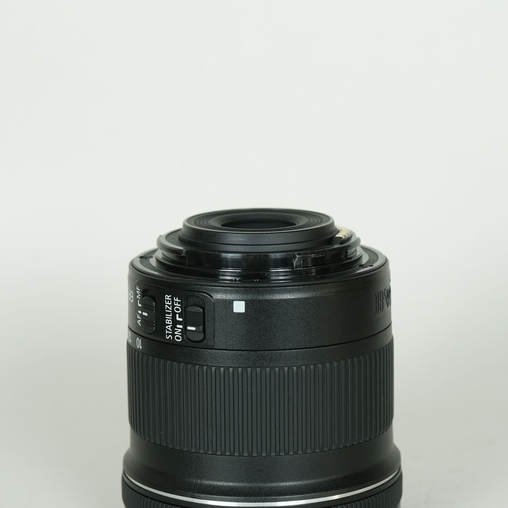 Canon EF-S10-18mm F4.5-5.6 IS STM