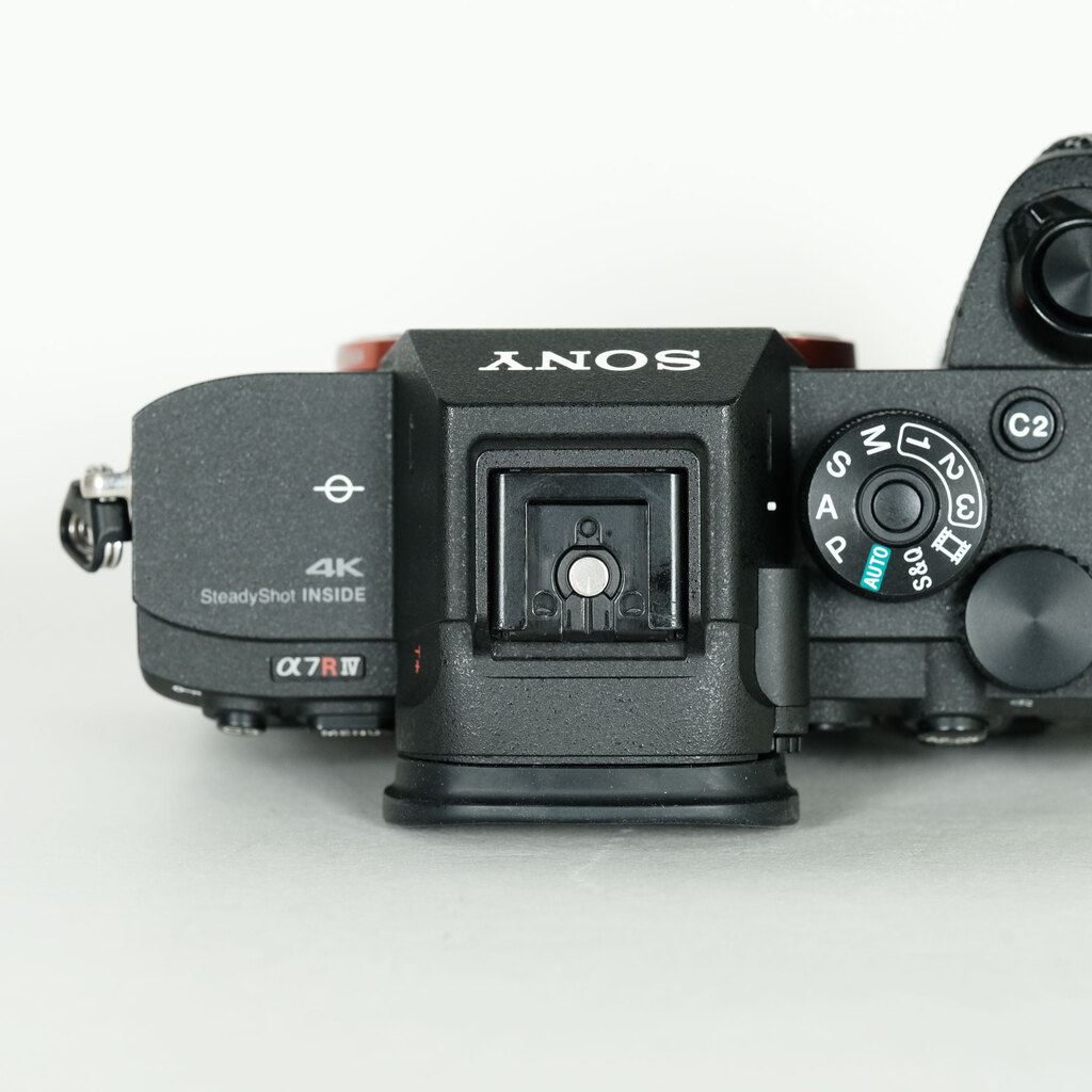 SONY α7RIV ボディ ILCE-7RM4A   【後期モデル 液晶下部にSONYロゴなし】