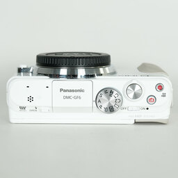 Panasonic LUMIX DMC-GF6-W ボディ ホワイト