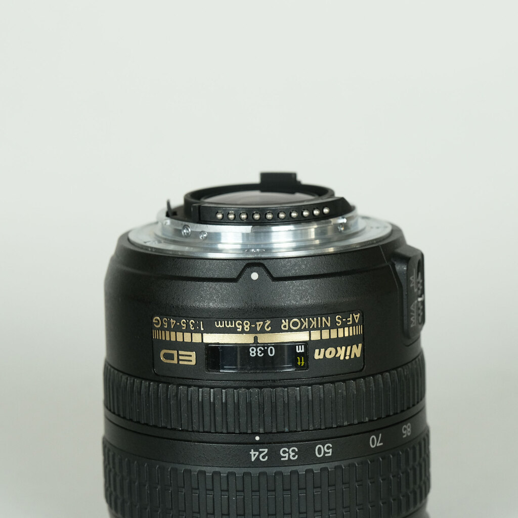 Nikon AF-S NIKKOR 24-85mm F3.5-4.5G ED VR
