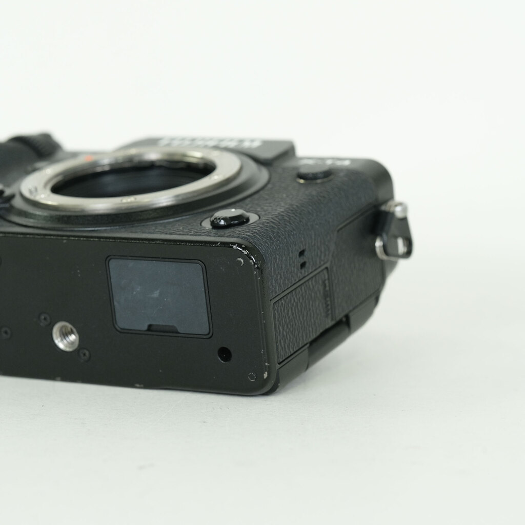 FUJIFILM X-T4 FUJIFILM X-T4