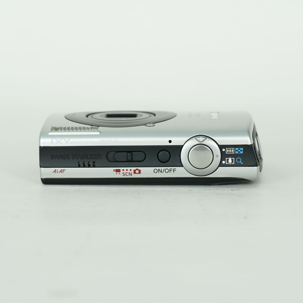 Canon IXY DIGITAL 910IS シルバー 本体 Canon IXY DIGITAL 910IS シルバーの出品 | ONE SCENE（ワンシーン）