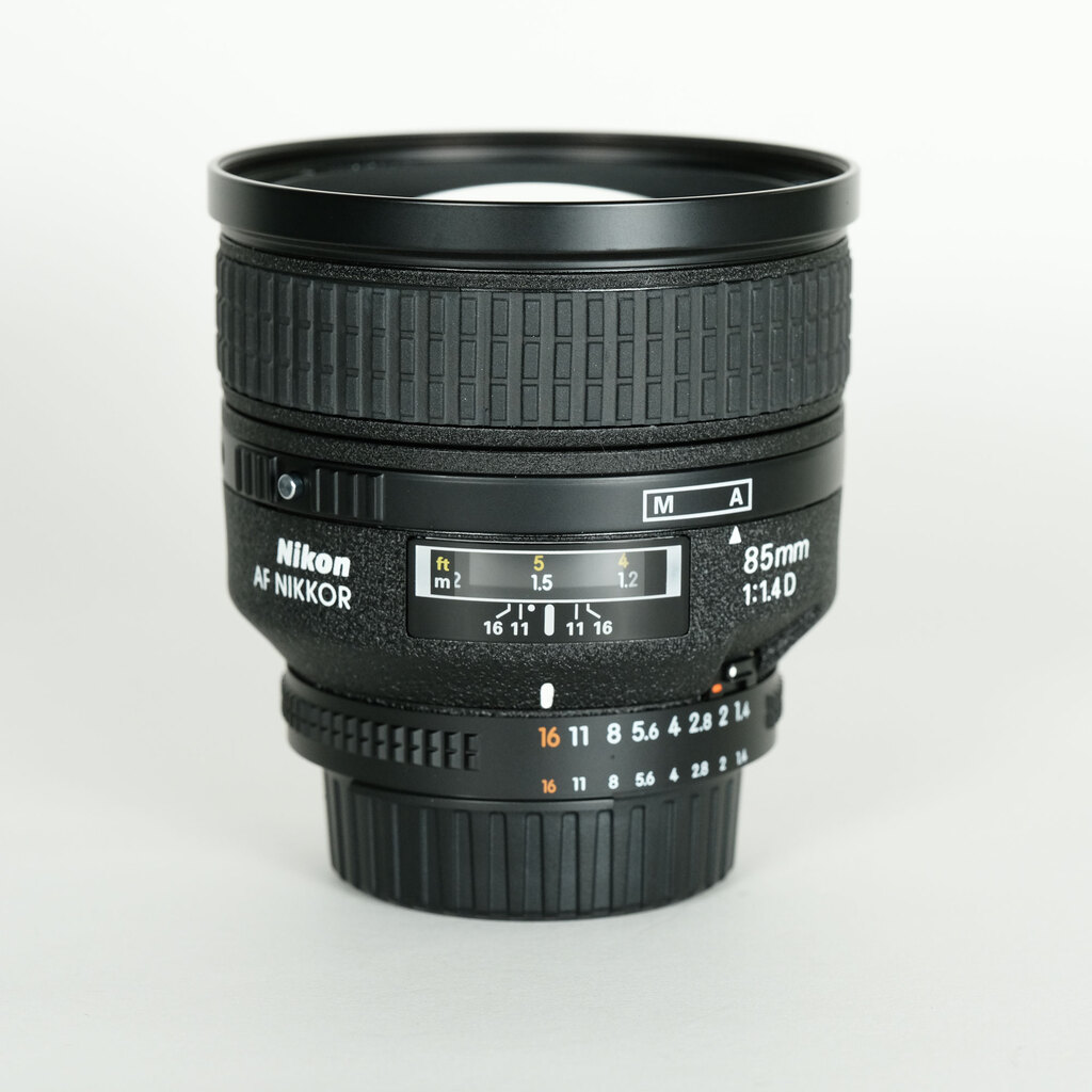 Nikon Ai AF Nikkor 85mm F1.4D IF