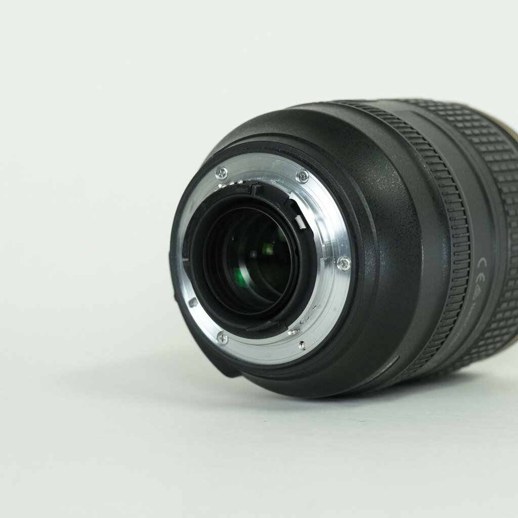 Nikon AF-S NIKKOR 24-120mm f/4G ED VR Nikon AF-S NIKKOR 24-120mm f/4G ED VR