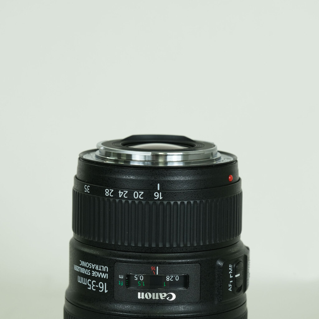 Canon EF16-35mm F4L IS USM Canon EF16-35mm F4L IS USM