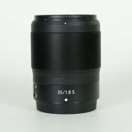Nikon NIKKOR Z 35mm f/1.8 S Nikon NIKKOR Z 35mm f/1.8 S