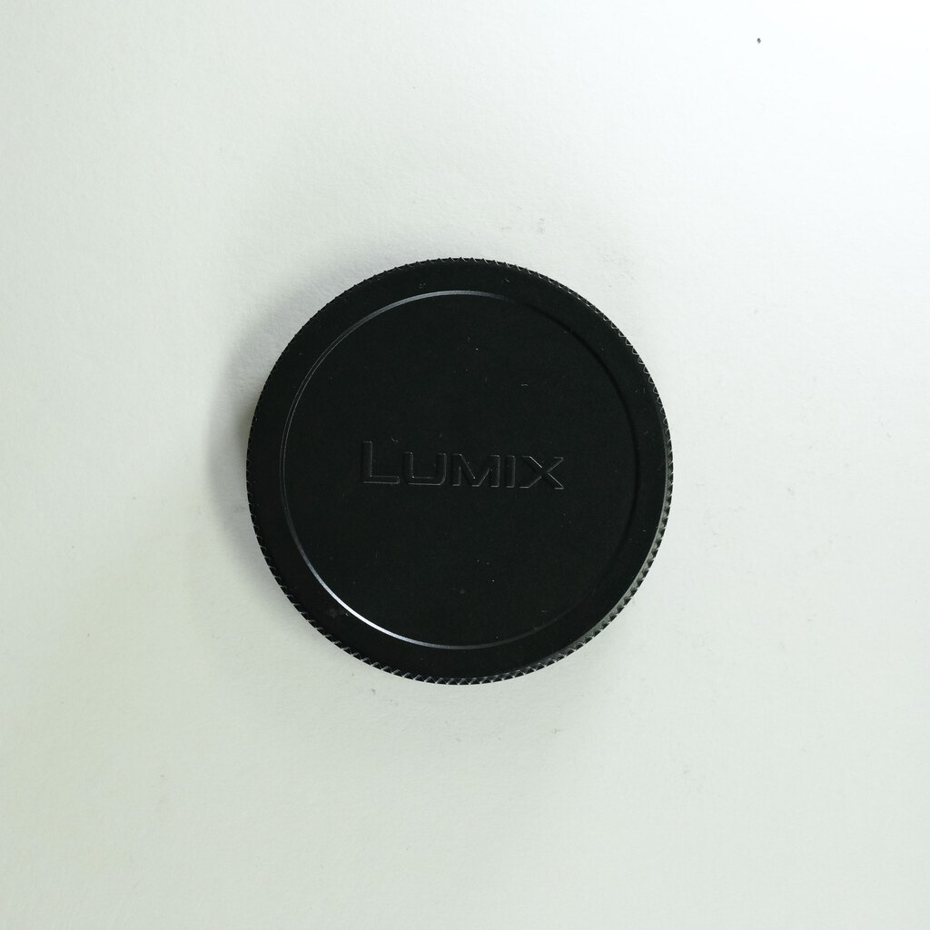 Panasonic LUMIX S PRO 70-200mm F4 O.I.S. Panasonic LUMIX S PRO 70-200mm F4 O.I.S.