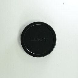 Panasonic LUMIX S PRO 70-200mm F4 O.I.S. Panasonic LUMIX S PRO 70-200mm F4 O.I.S.