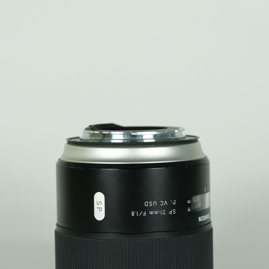 TAMRON SP 35mm F/1.8 Di VC USD (Model F012) [キヤノン用]の出品