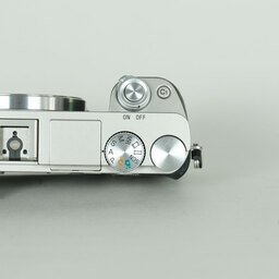 SONY α6000(ILCE-6000) SONY α6000(ILCE-6000)