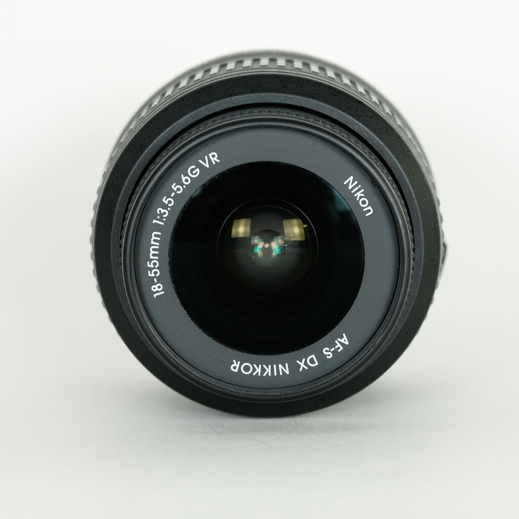 Nikon AF-S DX NIKKOR 18-55mm F3.5-5.6 G VR