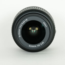 Nikon AF-S DX NIKKOR 18-55mm F3.5-5.6 G VR