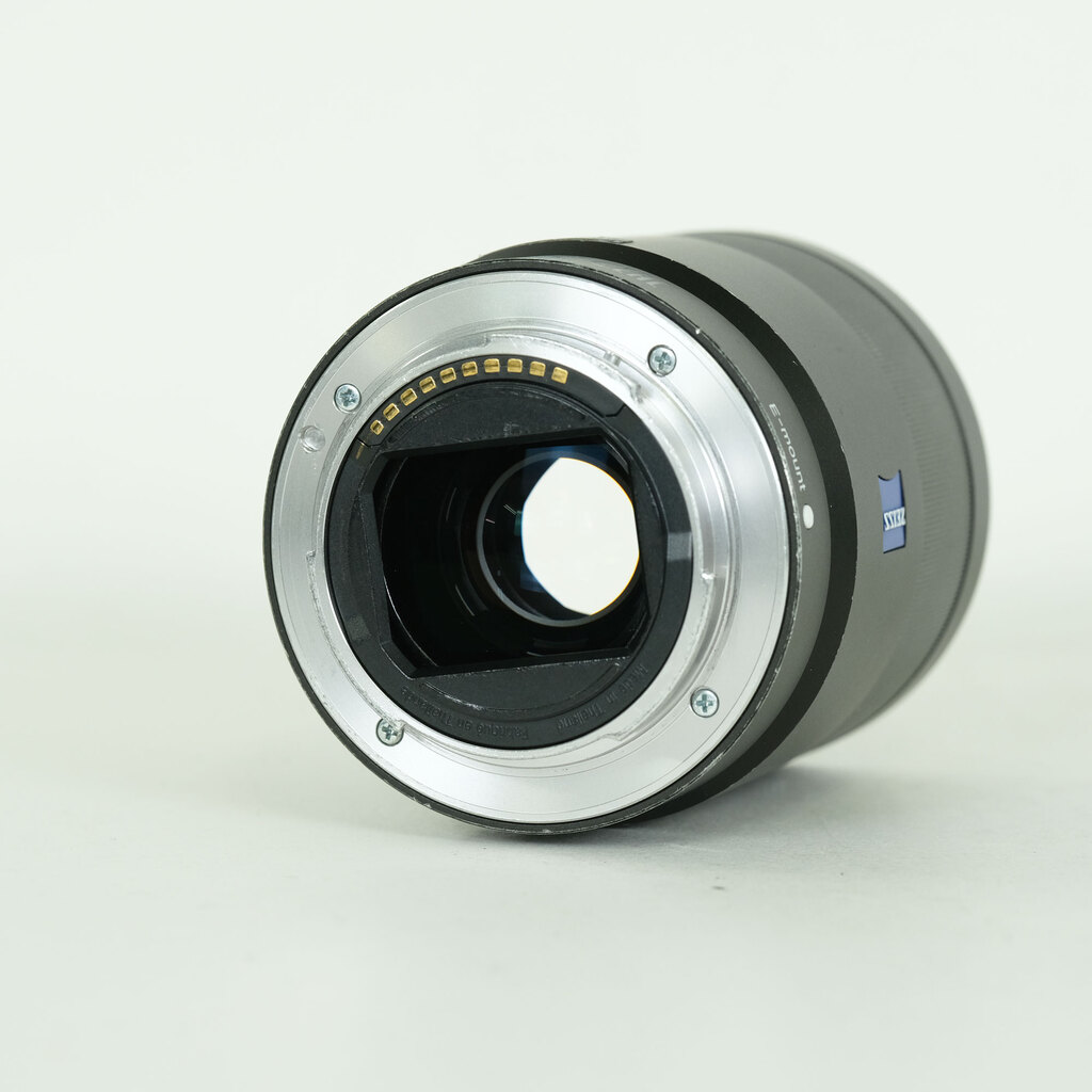 SONY Sonnar T* FE 55mm F1.8 ZA SEL55F18Z SONY Sonnar T* FE 55mm F1.8 ZA SEL55F18Z