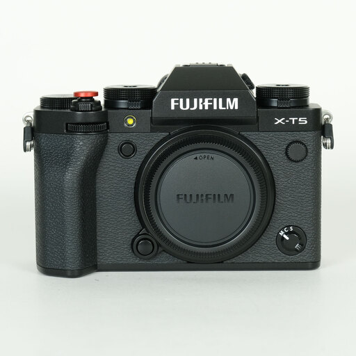 FUJIFILM X-T5を徹底解説。他機種との比較から作例・レビューまで