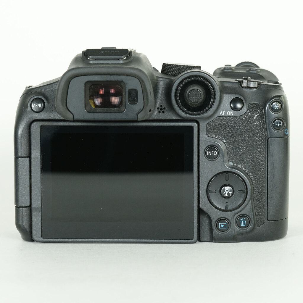 Canon EOS R7 Canon EOS R7