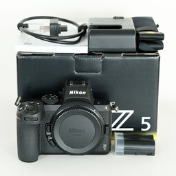Nikon Z5
