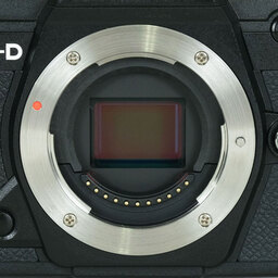OLYMPUS OM-D E-M5 Mark III