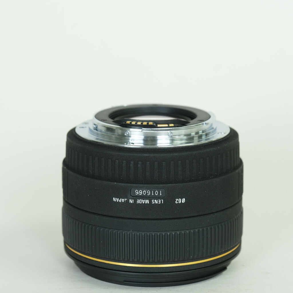 SIGMA 30mm F1.4 EX DC HSM [キヤノン用]