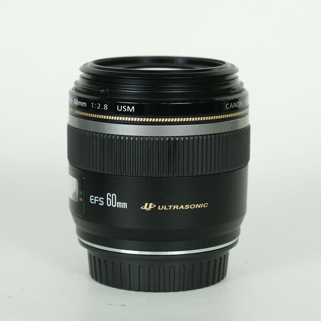 Canon EF-S60mm F2.8 マクロ USM