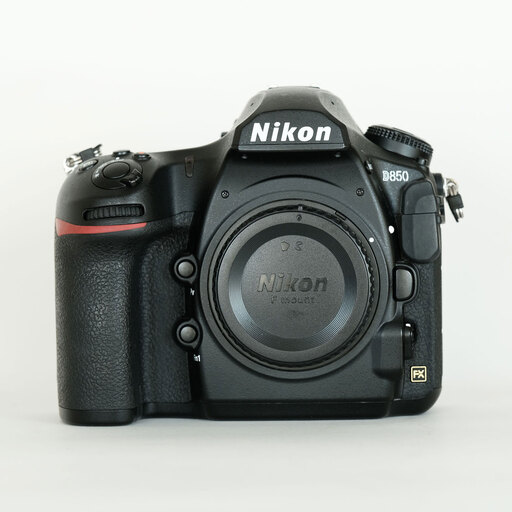 Nikon D850
