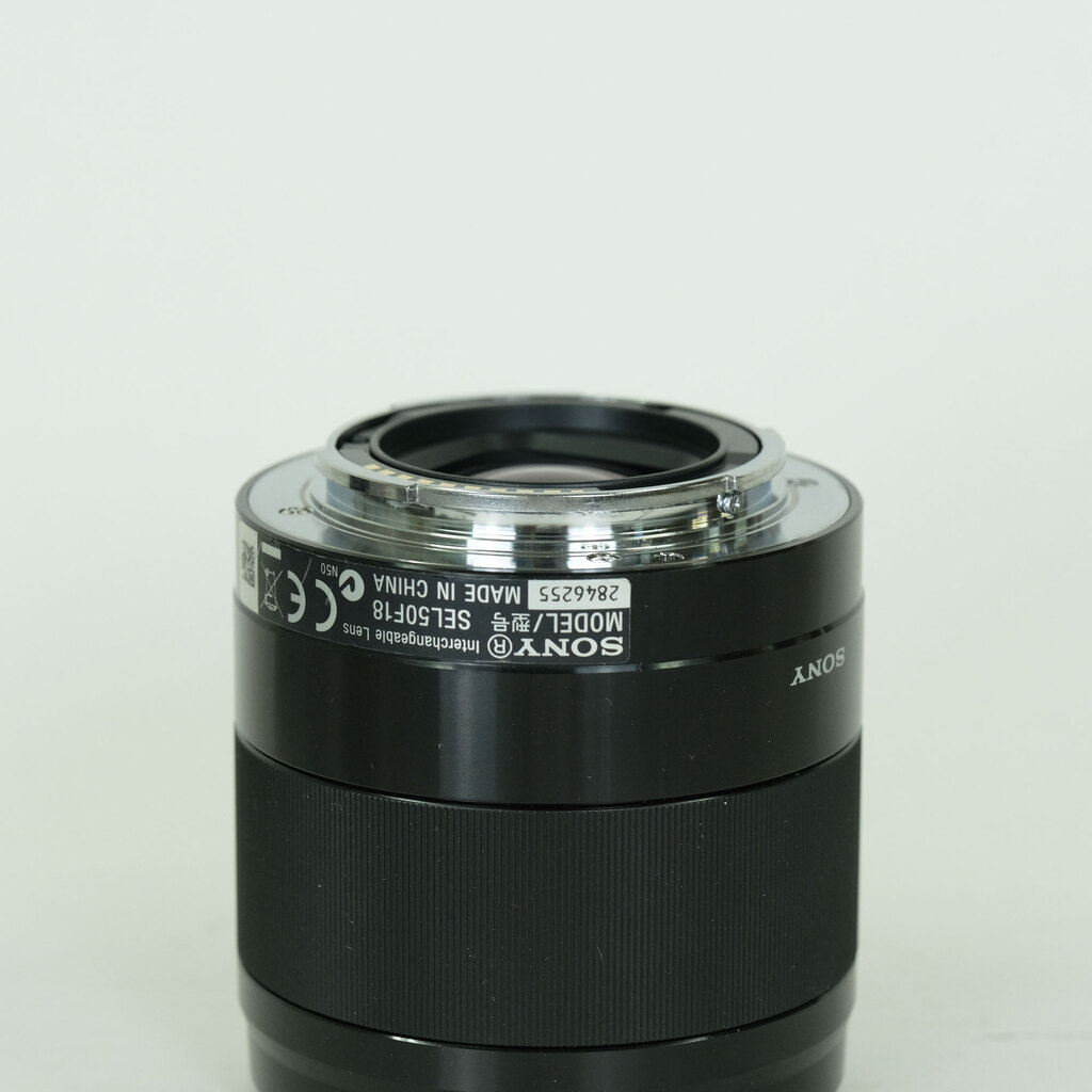 SONY E 50mm F1.8 OSS SEL50F18 SONY E 50mm F1.8 OSS SEL50F18